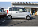 いつもドライバーを見守ってくれる目に見えないパートナー ホンダセンシング。常に「単眼カメラ」と「ミリ波レーダー」で周囲の状況を認識しドライバーをサポート。運転がもっと安心にもっと快適になります。