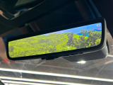 【デジタルインナーミラー】カメラが撮影した車両後方の映像をルームミラー内に表示。クリアな視界で状況の確認が可能です!※ドラレコ機能ご利用には別途SDカードをご用意いただく場合があります。