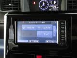 ナビゲーションは純正SDナビを装着しております。AM、FM、CD、DVD再生、Bluetooth、ワンセグTVがご使用いただけます。初めて訪れた場所でも安心ですね!