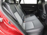 <車内>お友達と一緒に行くお買い物でも、荷室があるので、帰りもゆったり帰れそうですね。お子様と一緒のお出掛けでも役立ちそうです。