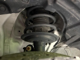お車を安心してお乗りいただく為には、足回りの定期点検が欠かせません。サービスサポート(有償保証)では無料点検もご提供しており、安心のカーライフをお過ごしいただけるサポート体制が整っています。