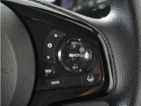 ◆アダプティブクルーズコントロール◆予め設定した車速内でクルマが自動的に加減速。前走車との適切な車間距離を維持しながら追従走行します。【LKAS】車線維持支援システムでステアリング操作を支援。