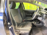 運転席シート廻りは使用感も少なく、良好な状態となっています。前オーナー様が丁寧に使っていたことがよくわかりますね。