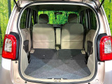 普段のお買い物や通勤、送迎等に十分な荷室スペースを確保しております。セカンドシートを倒すと、大きな荷物の積載も可能です♪
