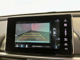 バックカメラが付いているので後方確認が非常にしやすいです。今や運転初心者も熟練者も必須装備!ついていて損はないですね♪