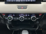 Wエアコン付きです!運転席・助手席それぞれ快適な車内でお過ごしいただけます。寒い時期には嬉しいシートヒーター付きです!