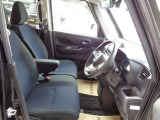 清潔で広々した座席です!是非、現車を見て体感してみてください。