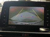 【バックモニター】駐車時に後ろの映像がナビゲーションにうつるので駐車がらくらく★車庫入れが心配なかたもバックモニターで安心★