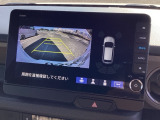 バックカメラも装備しております。車庫入れの苦手なお客様も安心!重宝してくれます!