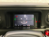 メータは先進的なデジタルメーターを採用!ゆっくりと数字が動くのでとても見やすく表示されます!平均燃費なども表示、エコな運転の手助けをしてくれます!