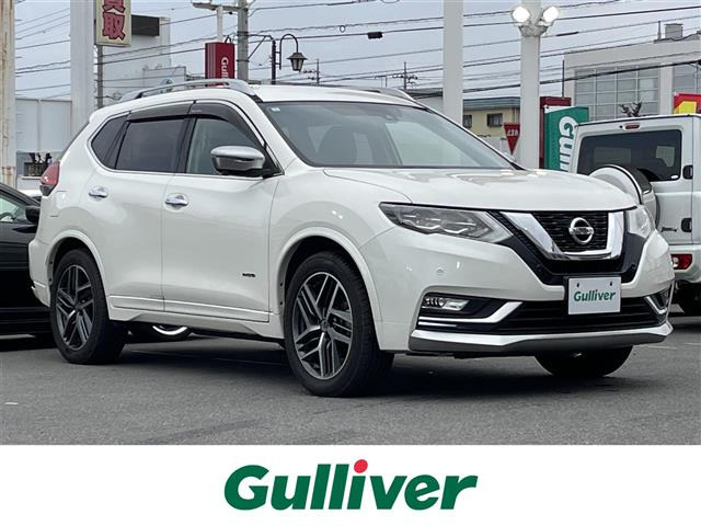 エクストレイル 2.0 モード・プレミア ハイブリッド 4WD 本革シート