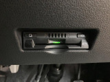 ETCを装備しています☆有料道路の料金所をノンストップで通過できてとても便利です☆高速道路のETC割引なども使えるのであるに越したことはない機能です!