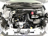 【エンジンルーム】・・・内外装だけでなくこちらもクリーニング済み。 納車までにもう1度しっかり点検いたしますので、安心してお乗りいただけると思います。