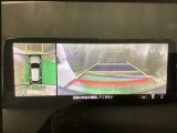 狭い場所での駐車やすれ違いなどでより的確な運転操作に役立つ360&deg;ビューモニターが装備されています。