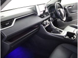 見通しのよいすっきりとした視界で、誰でも運転しやすいです。運転のしやすさは疲れにくさにも繋がりますよ♪