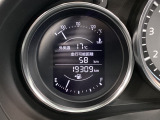 お好みの設定に応じて平均燃費や航続可能距離も表示可能です!