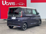 【障害物センサー】細い道を通ったときや駐車するとき等、障害物に当たりそうになると警告音が鳴ったり、自動でブレーキをかけてくれます。安心ですね!