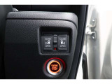 ◆◆両側電動スライドドア!!荷物で手が塞がる時など簡単にドアの開閉が出来ます!何より力いらずで開閉OK!女性やお年寄りにも優しい♪電動機能はOFFにもできますから元気なお子様の駆け出しも安心!