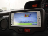 【バックモニター】付です。バックギヤに入れるだけで、ナビの画面に後方視界を映し出して非常に便利ですよ(^^♪後ろが見えることで安全確認も出来ますね☆