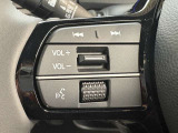オーディオコントロールスイッチ付き!ハンドルを握ったままチャンネルや音量の調整が可能です。見た目以上に運転していると便利な機能なんですよ。
