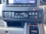 運転席シートヒーター付き!直接体を温めてくれるので寒い日の運転も快適です。