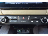 オートエアコンのお車ですので室内の温度をスムーズに調整してくれます♪