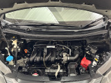 【エンジンルーム】Hondaならではの走り、i-VTECエンジン!街中や坂道での加速や高速道路での力強さが特徴です♪
