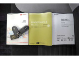 取扱説明書・ナビ説明書・メンテナンスノート・スマートキー2個一式揃っております!