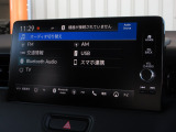 ナビゲーションはホンダコネクトディスプレイを装着しております。AM、FM、Bluetooth、フルセグTVがご使用いただけます。初めて訪れた場所でも道に迷わず安心ですね!
