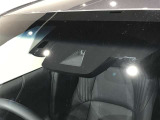 【衝突被害軽減ブレーキ】前方の車両や横断する歩行者などを検知した時、衝突回避や被害軽減をサポートします!!