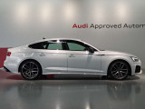 アウディ認定中古車の規定により、修復車などの低品質車や改造車など、一切ございませんので安心です。