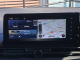 メモリーナビはタッチパネル式で簡単操作。TVもフルセグですので映像もとっても綺麗です。