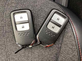 便利なスマートキー2個付きです。