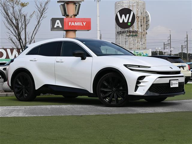 クラウンスポーツ 2.5 Z E-Four 4WD サンルーフ