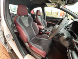 メーカーオプションのフロントレカロシート装備しています★