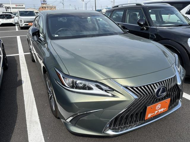 ES 300h 禁煙車 黒革シート サンルーフ 純正ナビ
