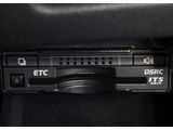 ★ETC(DSRC)が装備されています!!社外品とは違い収まりの良いデザインが人気!高速道路を利用する際は必需品ですよね!!ストレス無く料金所を通過出来ます!!