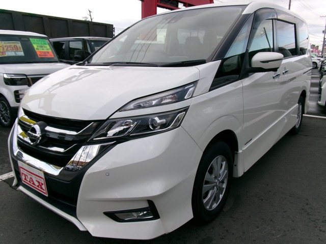 セレナ 2.0 ハイウェイスター VセレクションII 4WD 