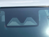 【プリクラッシュセーフティ】前方の車両等を検知し、衝突しそうな時は警報で注意を促し、ブレーキを踏む力をサポート。ブレーキを踏めなかった場合は衝突被害軽減ブレーキが作動、衝突回避をサポートします。
