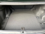 普段のお買い物や通勤、送迎等に十分な荷室スペースを確保しております。