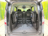 後席を格納すると、これだけの広さが!シーンに合わせたシートアレンジで、大きな荷物も積むことが出来ます♪