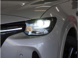 【LEDヘッドライト】省電力で長寿命の明るく運転しやすいLEDヘッドランプです。明るく照らすので暗い夜道からお客様を守ってくれます。お近くの広島マツダまでお越しください。