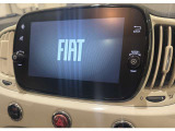 お持ちのスマートフォンが使える、Car Play&Android Auto対応のU-Connectを搭載。ナビゲーションアプリがご利用いただけます。