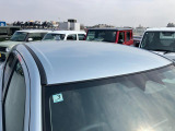 スタッフが損害保険資格を持っておりますので、自動車保険の試算や各保険会社の保険料比較等についてもお気軽にご相談ください (当店は『損保ジャパン日本興和』 『東京海上日動』 の代理店です)。