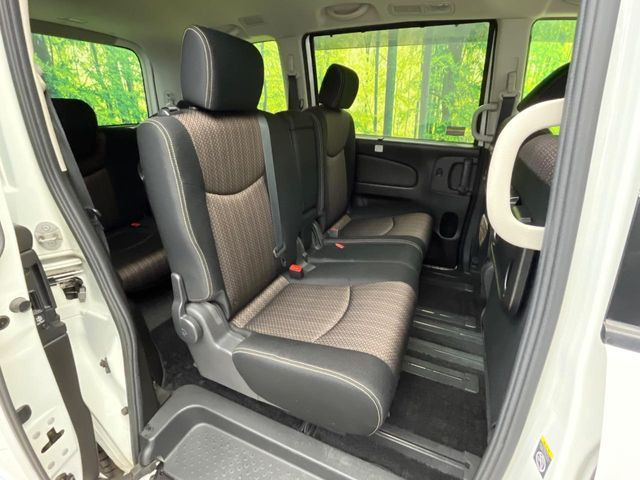 日産 セレナ 2.0 ハイウェイスター Vセレクション+Safety S-HYBRID の