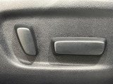 【パワーシート】スイッチ一つで簡単にシートの微調整が可能!電動だから力もいりません!快適なシートポジションにセットして、快適なドライブをお楽しみください。