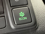 ★ECONスイッチ★ エコドライブを加速しよう!スイッチをONにすると、運転の仕方によるロスを抑え込み燃費をよくするようクルマが頑張ります(*^ー^*)燃費向上にチャレンジ♪