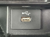 USB端子搭載で充電も楽々♪
