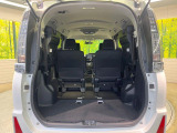 後席を格納すると、これだけの広さが!シーンに合わせたシートアレンジで、大きな荷物も積むことが出来ます♪