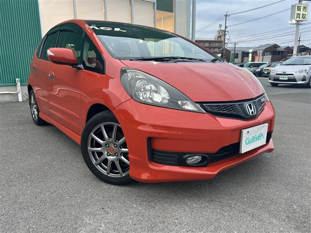 フィット1.5 RS ファインスタイル6MT修復歴無し